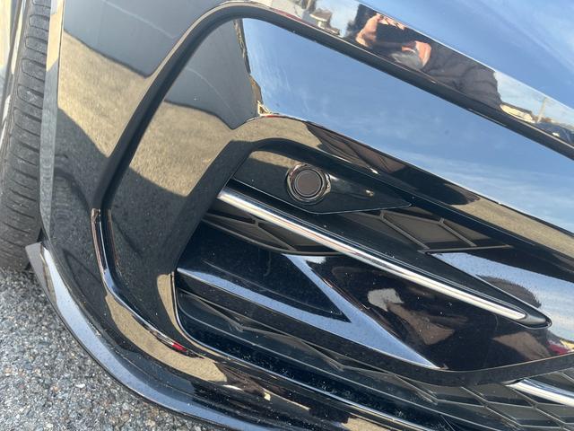 ゴルフトゥーラン ＴＳＩ　Ｒライン　駐車支援システム　純正ナビ　純正ＡＷ　２２５／４５Ｒ１８タイヤ　パークディスタンスコントロール　禁煙車　アダプティブクルーズコントロール　３ゾーンオートエアコン　ブラックサイドシルスポイラー（78枚目）