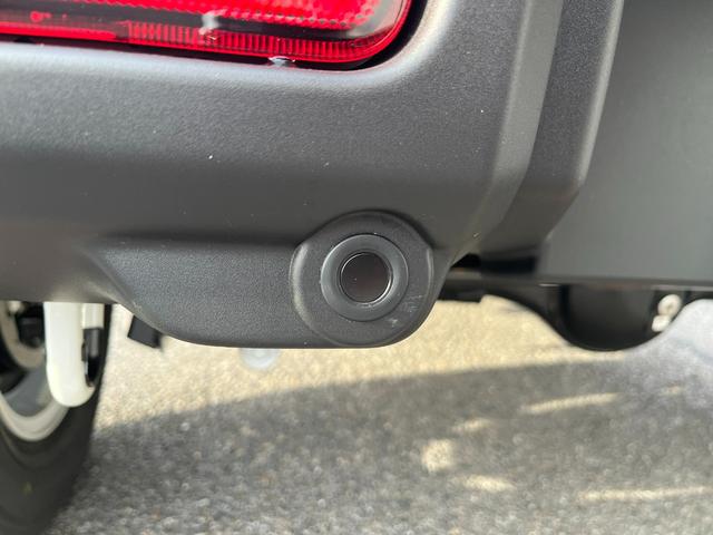 展示前には全車、内外装を厳しくチェックしておりますが、万が一見落とし等があってはダメなので、外部検査員によるチェックで更に厳しーくチェック済み＾＾