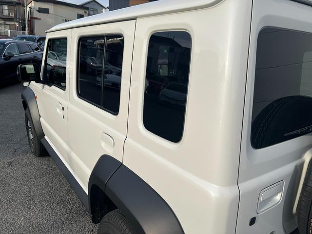 高年式・低走行で内外装は言う事無しです＾＾