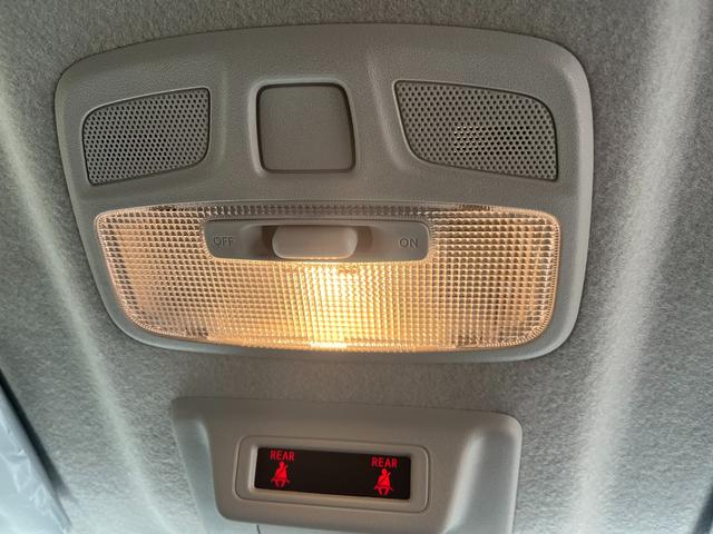 店舗の経費を最小限に抑えておりますので、その分販売価格に最大限反映しております＾＾毎回この価格での販売はお約束できませんので、気になる車があった場合はお気軽にお電話下さいませ＾＾