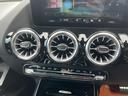 MERCEDES BENZ EQA