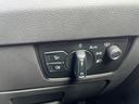 ＴＳＩ　４モーション　Ｒラインアドバンス　本革シート　運転席メモリー付パワーシート　全席シートヒーター　禁煙車　　Ｒロゴ入り革巻きスポーツステアリングホイール　ヘッドアップディスプレイ　純正アルミ２０インチ（45枚目）