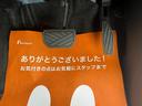 ＦＣ　登録済み未使用車　シートヒーター　革巻きステアリングホイール　撥水加工ファブリックシートセーフティサポート　ＬＥＤヘッドランプ　１５インチアルミホイール（42枚目）