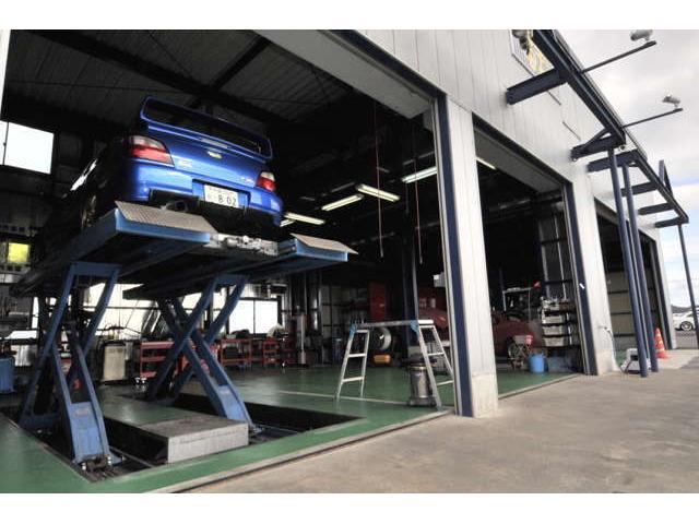 ハイエースバン ロングスーパーGL 15インチデイトナホイール NASCAR ホワイトレタータイヤ AppleCarPlay・Android Auto・Bluetooth対応ディスプレイオーディオ Bカメラ シートカバー(41枚目)