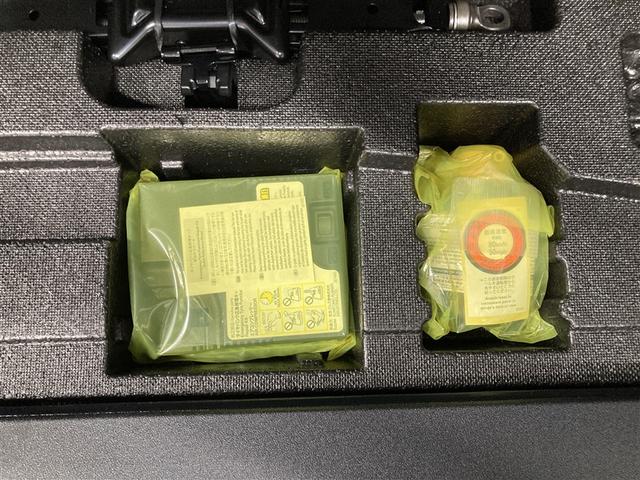 プリウス SセーフティプラスII フルセグ メモリーナビ DVD再生 ミュージックプレイヤー接続可 バックカメラ 衝突被害軽減システム ETC ドラレコ LEDヘッドランプ ワンオーナー(9枚目)