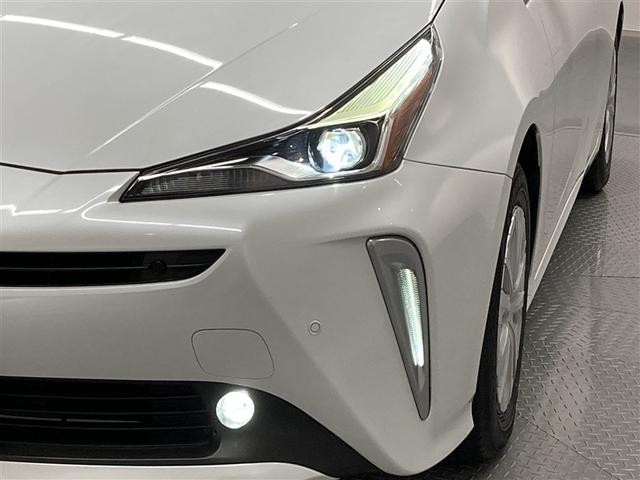 プリウス SセーフティプラスII フルセグ メモリーナビ DVD再生 ミュージックプレイヤー接続可 バックカメラ 衝突被害軽減システム ETC ドラレコ LEDヘッドランプ ワンオーナー(32枚目)