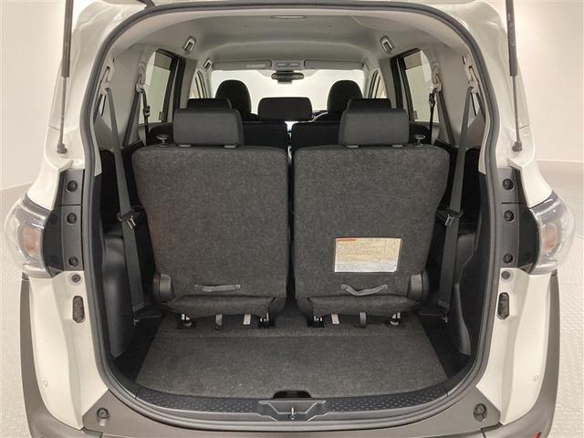 シエンタ Ｇ　フルセグ　メモリーナビ　ＤＶＤ再生　ミュージックプレイヤー接続可　バックカメラ　衝突被害軽減システム　ＥＴＣ　両側電動スライド　ウオークスルー　乗車定員７人　３列シート　ワンオーナー（7枚目）