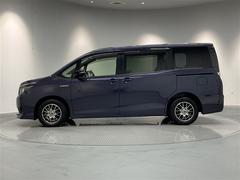 トヨタの中古車は１年間走行距離無制限のロング保証付き！！　安心で快適なカーライフをお約束します。 5