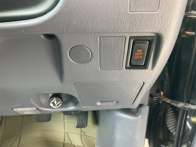 ハイラックススポーツピック 　４ＷＤ　カロッツェリアオーディオ　リフトアップ　ＥＴＣ　ＡＢＳ　エアコン（33枚目）