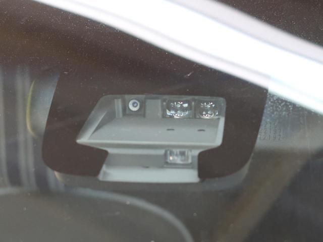 F クイーンII 禁煙車 ワンオーナー セーフティセンス SDナビ フルセグ バックカメラ Bluetooth 前後ドライブレコーダー ETC オートハイビーム HID スマートキー 自動ドア シートカバー(3枚目)