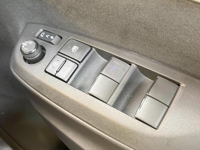 ハイブリッドZ アドベンチャー 登録済未使用車 セーフティセンス パノラミックビューモニター 純正8型DA レーダークルーズ スマートキー LEDヘッド オートハイビーム ハーフレザーシート ステアリングヒーター ルーフレール(31枚目)