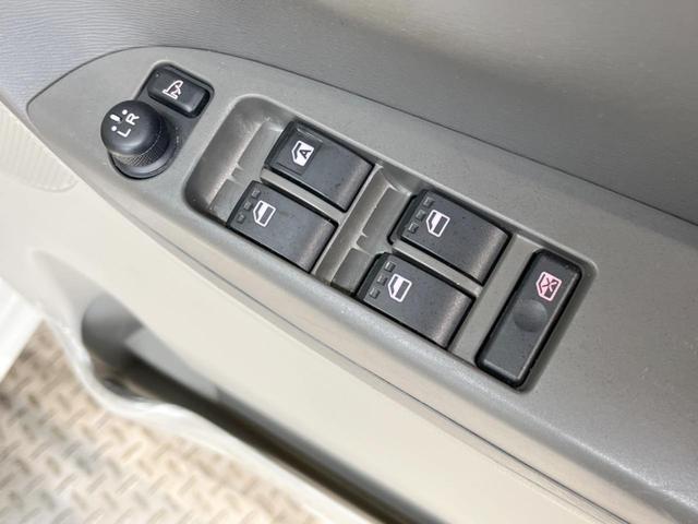 X SA 禁煙車 衝突軽減 純正ナビ バックカメラ 電動スライドドア スマートキー オートエアコン オートライト アイドリングストップ プライバシーガラス ロールサンシェード ベンチシート(27枚目)