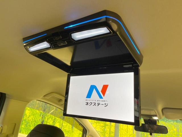 アブソルート・EXホンダセンシング ブラック革シート 純正9インチナビ フルセグ Bluetooth フリップダウンモニター 両側電動ドア マルチビューカメラ ブラインドスポットモニター 前席シートヒーター パワーシート LEDヘッド(4枚目)