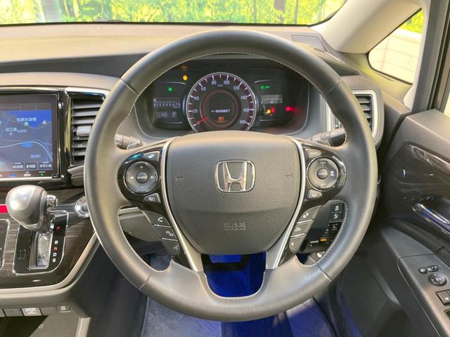 アブソルート・EXホンダセンシング ブラック革シート 純正9インチナビ フルセグ Bluetooth フリップダウンモニター 両側電動ドア マルチビューカメラ ブラインドスポットモニター 前席シートヒーター パワーシート LEDヘッド(12枚目)