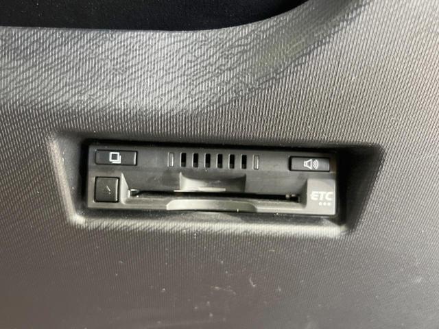 S SDナビ スマートキー ETC車載器 フルセグ Bluetooth アイドリングストップ オートライト オートエアコン 横滑り防止装置 電動格納ミラー プライバシーガラス(5枚目)