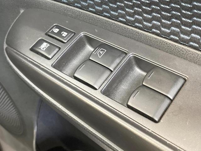 X エマージェンシーブレーキ SDナビ スマートキー Bluetooth ETC オートライト 禁煙車 電動格納ミラー 盗難防止システム プライバシーガラス 横滑り防止機能 アイドリングストップ(26枚目)