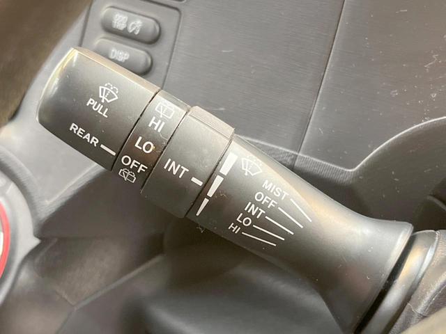 S 純正ナビ バックカメラ フルセグTV Bluetooth接続 運転席側シートヒーター ETC車載器 オートエアコン 電動格納ミラー パワーウィンドウ プライバシーガラス 禁煙車(21枚目)