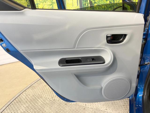 S 純正ナビ バックカメラ フルセグTV Bluetooth接続 運転席側シートヒーター ETC車載器 オートエアコン 電動格納ミラー パワーウィンドウ プライバシーガラス 禁煙車(29枚目)