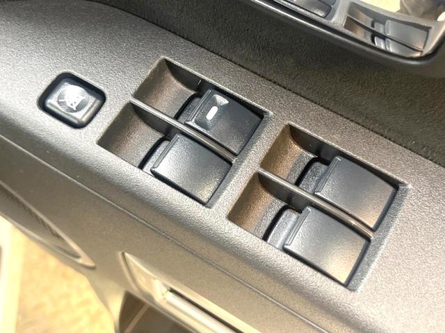 D プレミアム ディーゼル 純正ナビ フリップダウンモニター 両側電動ドア バックカメラ パワーバックドア パートタイム4WD パワーシート オートライト オートエアコン 禁煙車 ワンオーナー(37枚目)