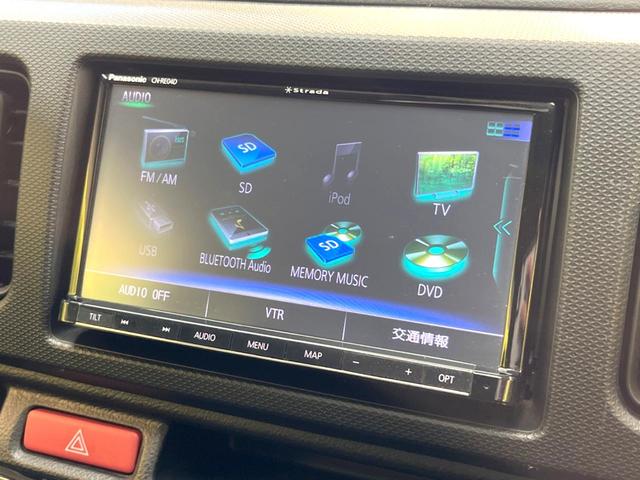 ベースグレード　ＳＤナビ　スマートキー　オートエアコン　ステアリングスイッチ　ＥＴＣ　オートライト　Ｂｌｕｅｔｏｏｔｈ　ＨＩＤヘッドライト　横滑り防止装置　電動格納ミラー　純正革巻ステアリング　禁煙車　ワンオーナー(23枚目)