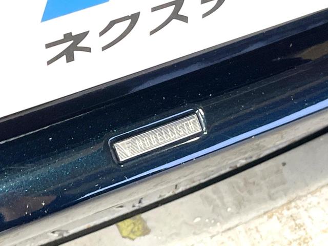 ハイブリッドＶ　モデリスタエアロ　ＳＤナビ　フリップダウンモニター　バックカメラ　両側電動スライドドア　クルーズコントロール　リアオートエアコン　スマートキー　置くだけ充電　前席シートヒーター　ドラレコ　ＥＴＣ(3枚目)