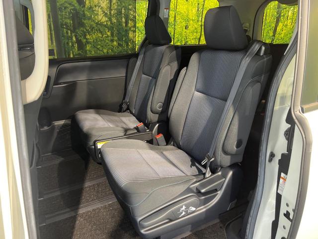 ヴォクシー ＺＳ　煌　両側電動ドア　バックカメラ　禁煙車　スマートキー　ＬＥＤヘッド　ビルトインＥＴＣ　ワンオーナー　オートライト　デュアルエアコン　純正１６インチアルミ　Ｂｌｕｅｔｏｏｔｈ　ＣＤ　ＤＶＤ再生　フルセグ（47枚目）