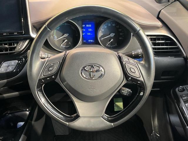 Ｃ－ＨＲ Ｇ　純正９インナビ　バックカメラ　トヨタセーフティーセンス　ブラインドスポットモニター　オートエアコン　禁煙車　シートヒーター　ＥＴＣ　ＬＥＤヘッドライト　１８インチ純正アルミホイール　スマートキー（11枚目）