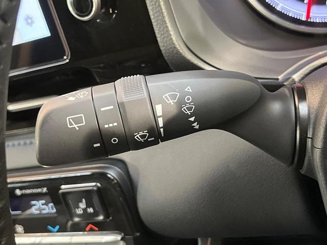 ヴォクシー Ｓ－Ｚ　フリップダウンモニター　メーカー１０型ナビ　バックカメラ　前中席シートヒーター　３眼ＬＥＤヘッド　両側電動ドア　レーダークルーズ　ドラレコ　ハーフレザー　ＥＴＣ　ドラレコ　純正１７ＡＷ　ワンオーナー（36枚目）