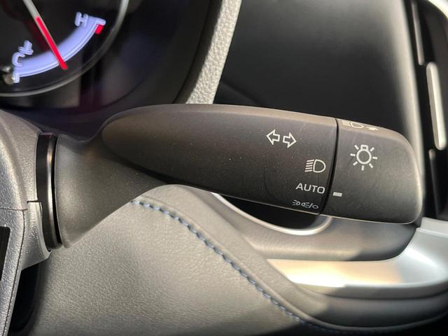 ヴォクシー Ｓ－Ｚ　フリップダウンモニター　メーカー１０型ナビ　バックカメラ　前中席シートヒーター　３眼ＬＥＤヘッド　両側電動ドア　レーダークルーズ　ドラレコ　ハーフレザー　ＥＴＣ　ドラレコ　純正１７ＡＷ　ワンオーナー（37枚目）