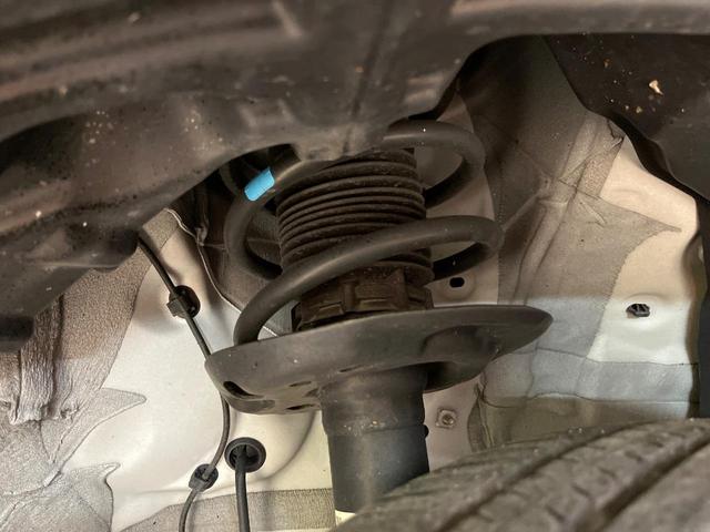 ヤリスクロス ハイブリッドＺ　純正８型ディスプレイオーディオ　パノラミックビューモニター　ヘッドアップディスプレイ　レーダークルーズ　シートヒーター　パワーバックドア　ＥＴＣ　ドラレコ　パワーシート　ルーフレール　禁煙車（20枚目）
