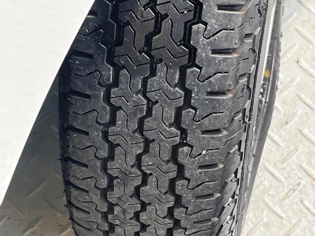 ハイゼットトラック ジャンボＳＡＩＩＩｔ　４ＷＤ　衝突被害軽減システム　禁煙車　ＬＥＤヘッドライト　ＬＥＤフォグランプ　荷台作業用ＬＥＤライト　オーディオ　禁煙車　誤発信抑制制御　エアコン（44枚目）