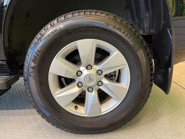 ランドクルーザープラド ＴＸ　４ＷＤ　７人乗り　サンルーフ　純正９型ナビ　バックカメラ　衝突被害軽減システム　レーダークルーズ　禁煙車　ドラレコ　コーナーセンサー　スマートキー　ＬＥＤヘッド　ルーフレール　ビルトインＥＴＣ（65枚目）