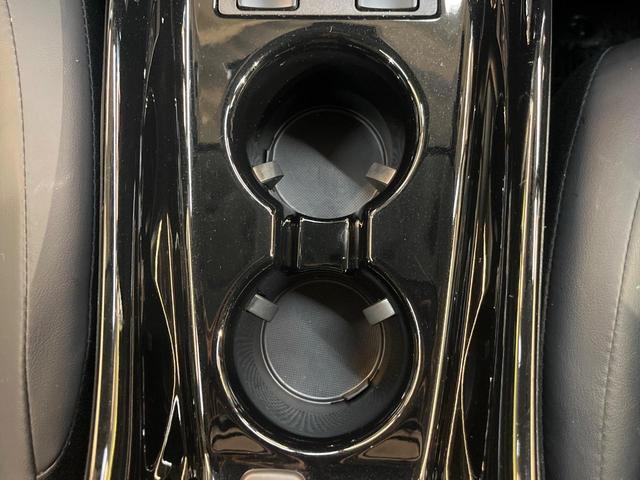 プリウス Ｓツーリングセレクション・ブラックエディション　モデリスタエアロ　純正８型ＤＡ　ナビキット付　バックカメラ　レーダークルーズ　セーフティサポート　シートヒーター　ＡＣ１００Ｖ　合皮レザーシート　ＬＥＤヘッド　ドラレコ　ＥＴＣ　ワンオーナー　禁煙車（40枚目）