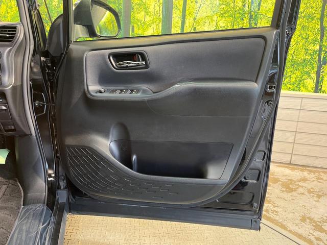 ヴォクシー ＺＳ　煌　純正９型ナビ　フリップダウン　両側電動ドア　ＬＥＤヘッド　ＥＴＣ　禁煙車　純正１６ＡＷ　リアオートエアコン　ドアバイザー　アイドリングストップ　横滑り防止　Ｂｌｕｅｔｏｏｔｈ　ＣＤ　スマートキー（40枚目）