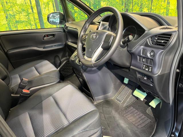 ヴォクシー ＺＳ　煌　純正９型ナビ　フリップダウン　両側電動ドア　ＬＥＤヘッド　ＥＴＣ　禁煙車　純正１６ＡＷ　リアオートエアコン　ドアバイザー　アイドリングストップ　横滑り防止　Ｂｌｕｅｔｏｏｔｈ　ＣＤ　スマートキー（45枚目）