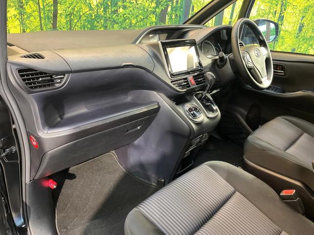 ヴォクシー ＺＳ　煌　純正９型ナビ　フリップダウン　両側電動ドア　ＬＥＤヘッド　ＥＴＣ　禁煙車　純正１６ＡＷ　リアオートエアコン　ドアバイザー　アイドリングストップ　横滑り防止　Ｂｌｕｅｔｏｏｔｈ　ＣＤ　スマートキー（46枚目）