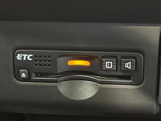 Ｎ－ＢＯＸカスタム Ｇ・ターボＬパッケージ　ＳＤナビ　バックカメラ　ターボ　クルーズコントロール　両側パワースライドドア　ＨＩＤヘッドライト　スマートキー　ロールサンシェード　純正１５インチアルミホイール　オートエアコン　オートライト　ＥＴＣ（7枚目）