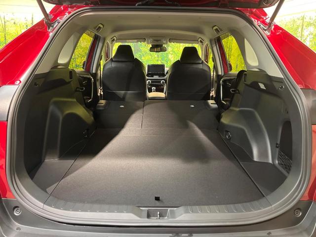ＲＡＶ４ アドベンチャー　４ＷＤ　純正９型ナビ　バックカメラ　クリアランスソナー　レーダークルーズ　ＥＴＣ車載器　シートヒーター　シートクーラー　ステリングヒーター　合皮レザーシート　ＬＥＤヘッド　純正１９ＡＷ　ワンオーナー（11枚目）