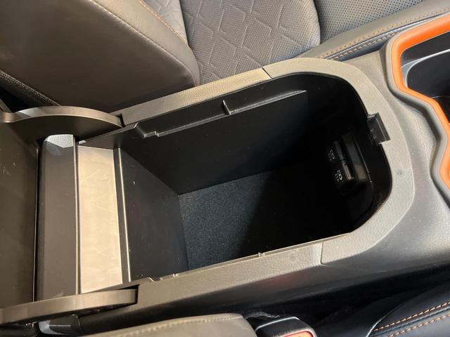 ＲＡＶ４ アドベンチャー　４ＷＤ　純正９型ナビ　バックカメラ　クリアランスソナー　レーダークルーズ　ＥＴＣ車載器　シートヒーター　シートクーラー　ステリングヒーター　合皮レザーシート　ＬＥＤヘッド　純正１９ＡＷ　ワンオーナー（39枚目）