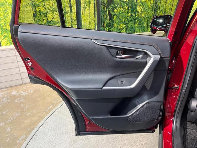 ＲＡＶ４ アドベンチャー　４ＷＤ　純正９型ナビ　バックカメラ　クリアランスソナー　レーダークルーズ　ＥＴＣ車載器　シートヒーター　シートクーラー　ステリングヒーター　合皮レザーシート　ＬＥＤヘッド　純正１９ＡＷ　ワンオーナー（43枚目）