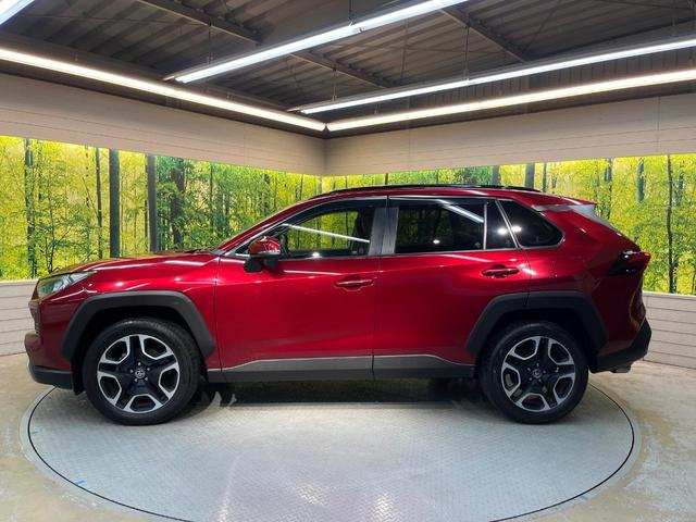 ＲＡＶ４ アドベンチャー　４ＷＤ　純正９型ナビ　バックカメラ　クリアランスソナー　レーダークルーズ　ＥＴＣ車載器　シートヒーター　シートクーラー　ステリングヒーター　合皮レザーシート　ＬＥＤヘッド　純正１９ＡＷ　ワンオーナー（56枚目）