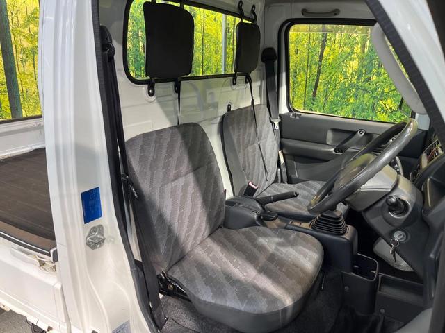 キャリイトラック ＫＣ　４ＷＤ　ＭＴ車　禁煙車　純正カーオーディオ　ヘッドライトレベライザー（8枚目）