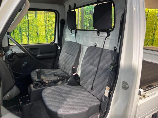 キャリイトラック ＫＣ　４ＷＤ　ＭＴ車　禁煙車　純正カーオーディオ　ヘッドライトレベライザー（9枚目）