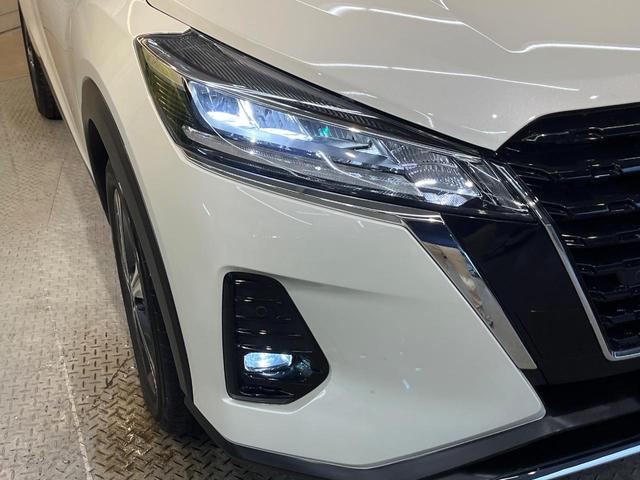 キックス Ｘ　純正９型ナビ　全周囲カメラ　衝突軽減装置　プロパイロット　禁煙車　ハーフレザーシート　ドライブレコーダー　コーナーセンサー　レーンキープ　スマートキー　ＬＥＤヘッド　ＥＴＣ　オートマチックハイビーム（13枚目）