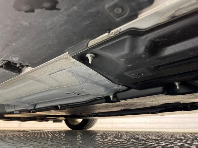 オーラ ニスモ　純正９型ナビ　全周囲カメラ　禁煙車　デジタルインナーミラー　ハーフレザーシート　コーナーセンサー　スマートキー　ＬＥＤヘッド　ＥＴＣ２．０　ドライブレコーダー　プロパイロット　ニスモエアロ（69枚目）