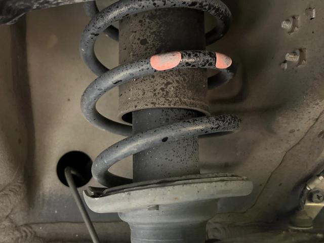 ハスラー JスタイルIII 衝突軽減装置 禁煙車 2トーンカラー ハーフレザーシート シートヒーター HIDヘッド ディスプレイオーディオ 車線逸脱警報 誤発進抑制機能 先行車発進お知らせ 純正15インチAW Bluetooth(20枚目)