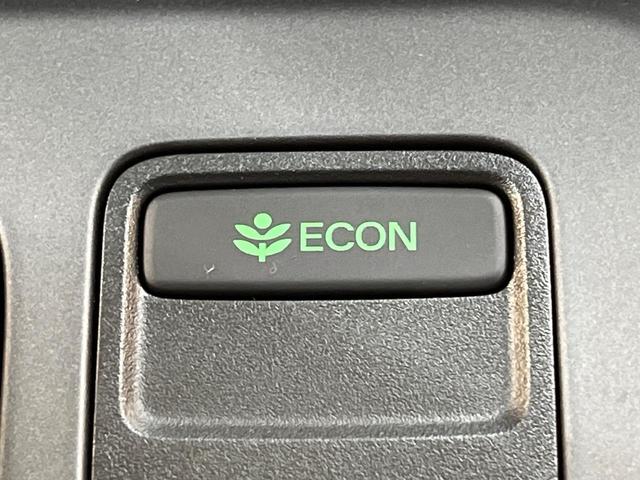 フリード エアー　ＥＸ　登録済未使用車　６人乗り　両側電動ドア　レーダークルーズ　前席シートヒーター　ホンダセンシング　デジタルインナーミラー　ハーフレザー　ＬＥＤヘッド　純正１５ＡＷ　アイドリングストップ　スマートキー（27枚目）