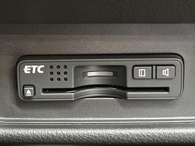 オデッセイ アブソルート　衝突軽減　フリップダウン　メーカーナビ　両側電動ドア　純正革巻きステリング　ハーフレザーシート　ＬＥＤヘッド　純正１７ＡＷ　リアオートエアコン　タッチパネル式オートエアコン　ワンオーナー　禁煙車（28枚目）