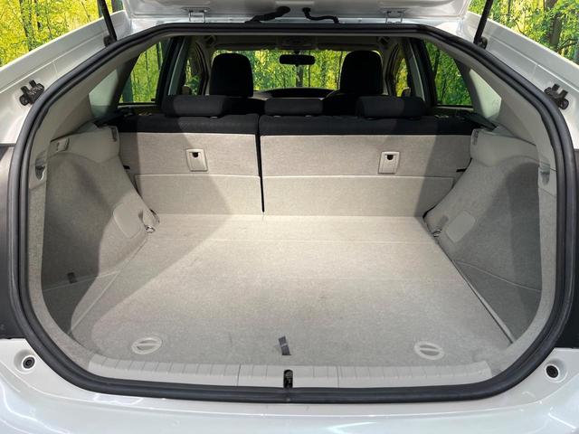 プリウス S 純正ナビ バックカメラ 禁煙車 HIDヘッド ETC スマートキー オートライト オートエアコン 純正15インチAW Bluetooth CD/DVD 革巻きステアリング ステアリングスイッチ(11枚目)