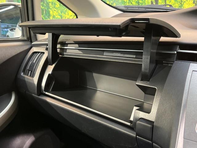 プリウス S 純正ナビ バックカメラ 禁煙車 HIDヘッド ETC スマートキー オートライト オートエアコン 純正15インチAW Bluetooth CD/DVD 革巻きステアリング ステアリングスイッチ(33枚目)